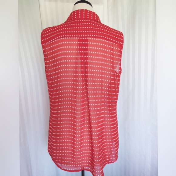 Liz Claiborne semi-sheer sleeveless top. LG - Picture 3 of 5